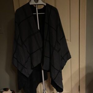 Black and Gray Wrap Reversible Francesca’s
